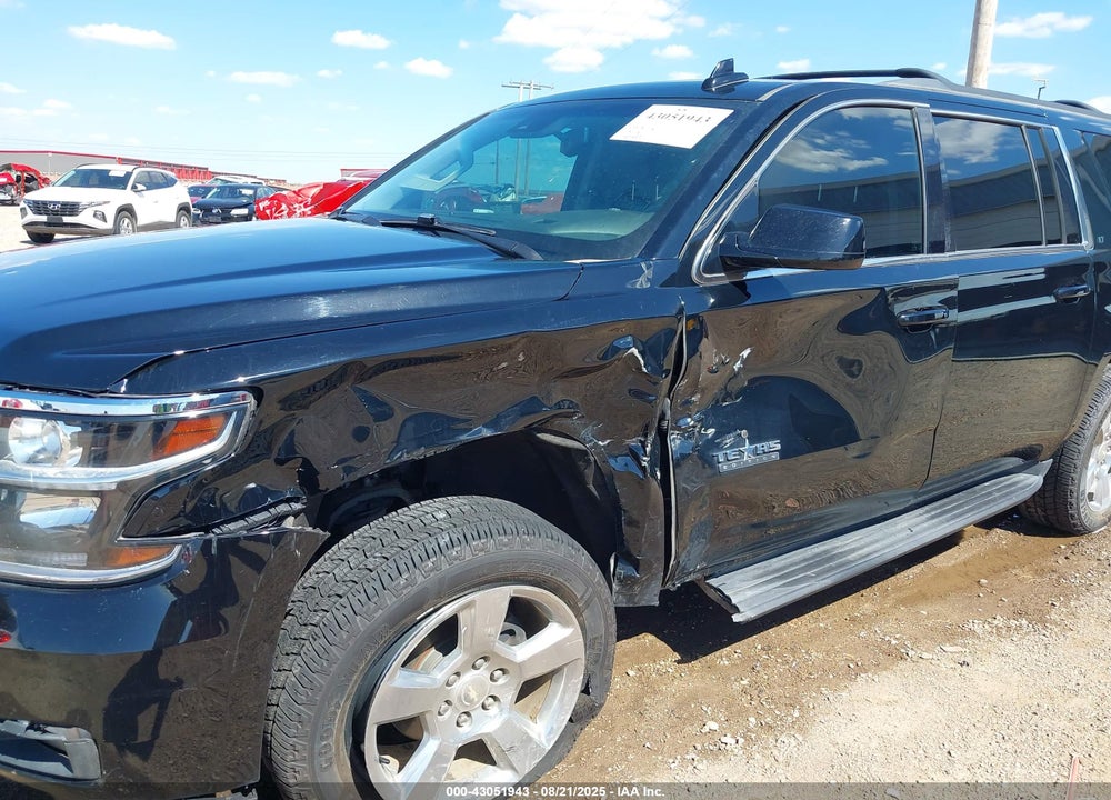 2019 CHEVROLET SUBURBAN LT VIN: 1GNSCHKC1KR396161