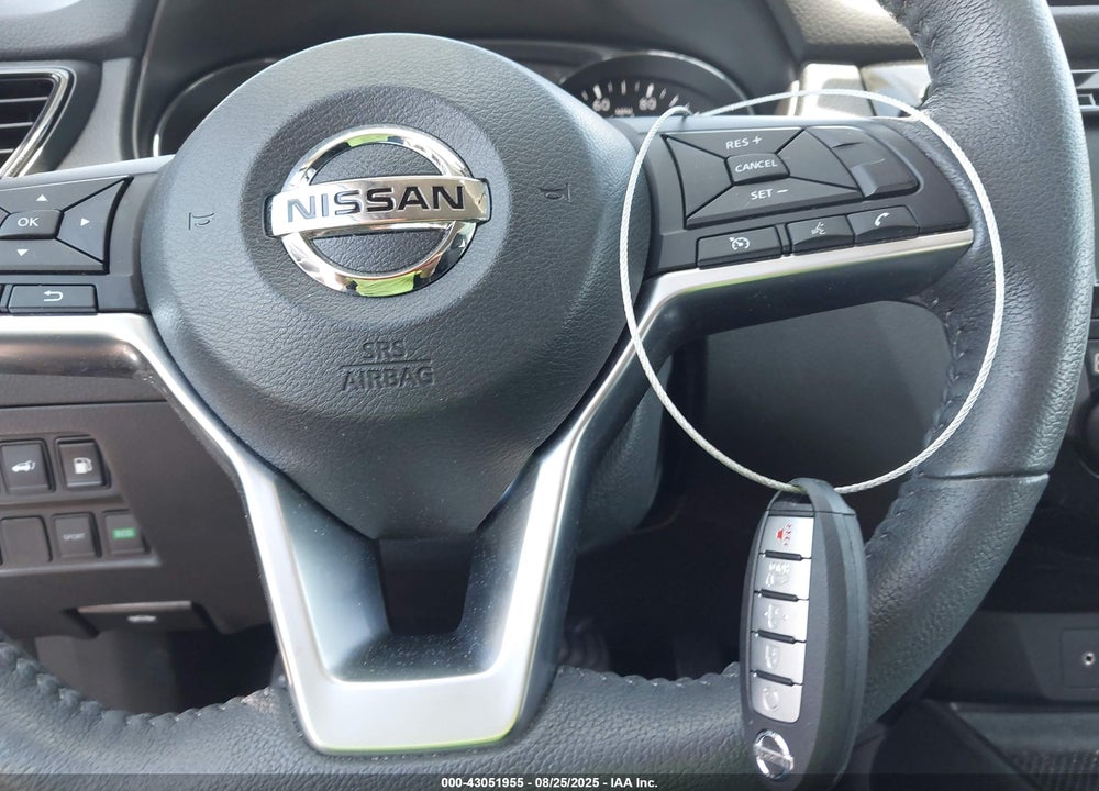 2020 NISSAN ROGUE VIN: 5N1AT2MT4LC813772