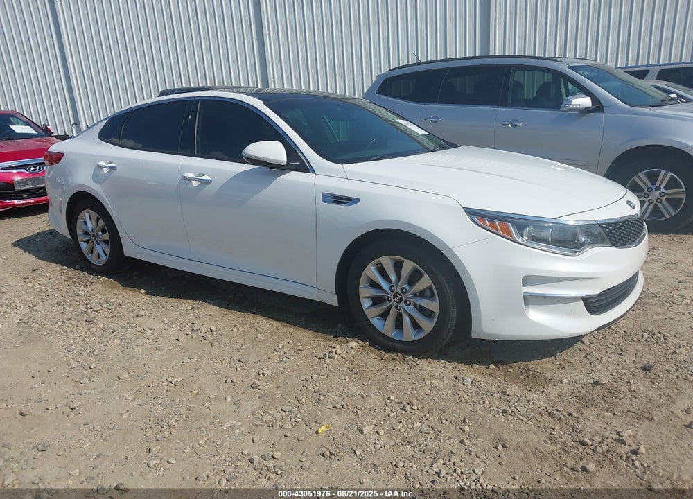 2018 KIA OPTIMA EX VIN: 5XXGU4L36JG245028