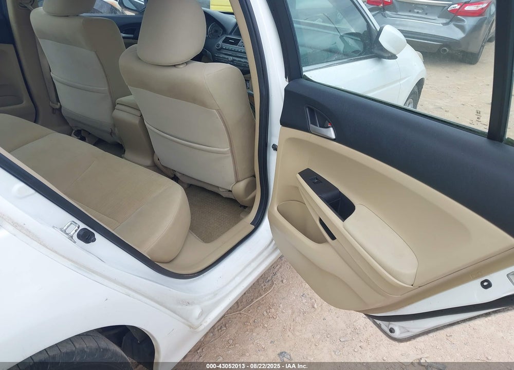 2011 HONDA ACCORD 2.4 LX-P VIN: 1HGCP2F46BA039978