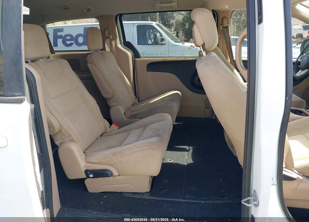 2014 DODGE GRAND CARAVAN SXT VIN: 2C4RDGCGXER305581