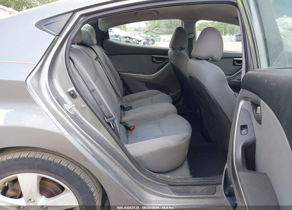 2013 HYUNDAI ELANTRA GLS VIN: 5NPDH4AE9DH292378