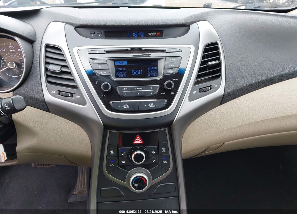 2016 HYUNDAI ELANTRA VIN: 5NPDH4AEXGH743998