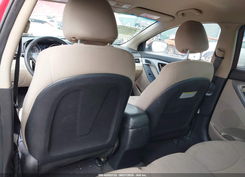 2016 HYUNDAI ELANTRA VIN: 5NPDH4AEXGH743998
