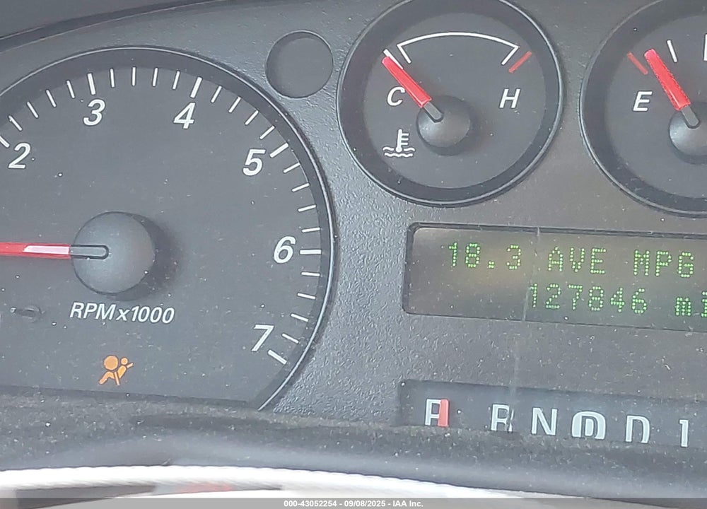 2006 FORD TAURUS VIN: 1FAFP53U06A144013