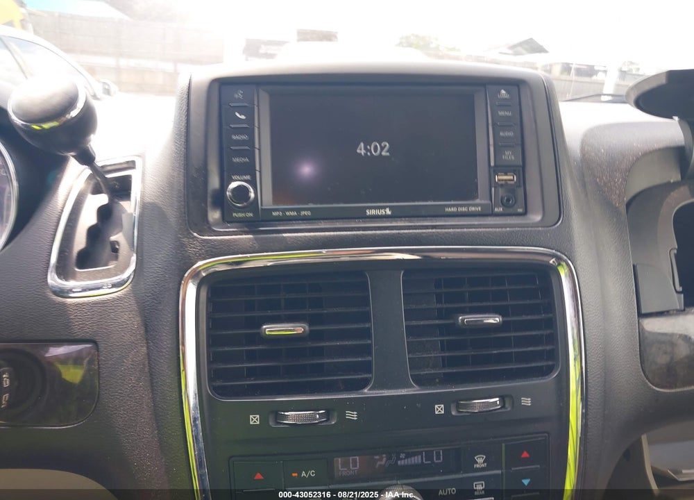 2011 DODGE GRAND CARAVAN CREW VIN: 2D4RN5DG4BR699965