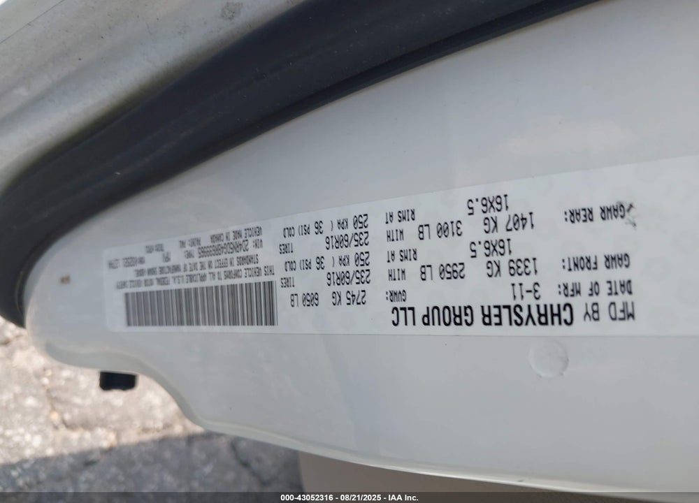 2011 DODGE GRAND CARAVAN CREW VIN: 2D4RN5DG4BR699965