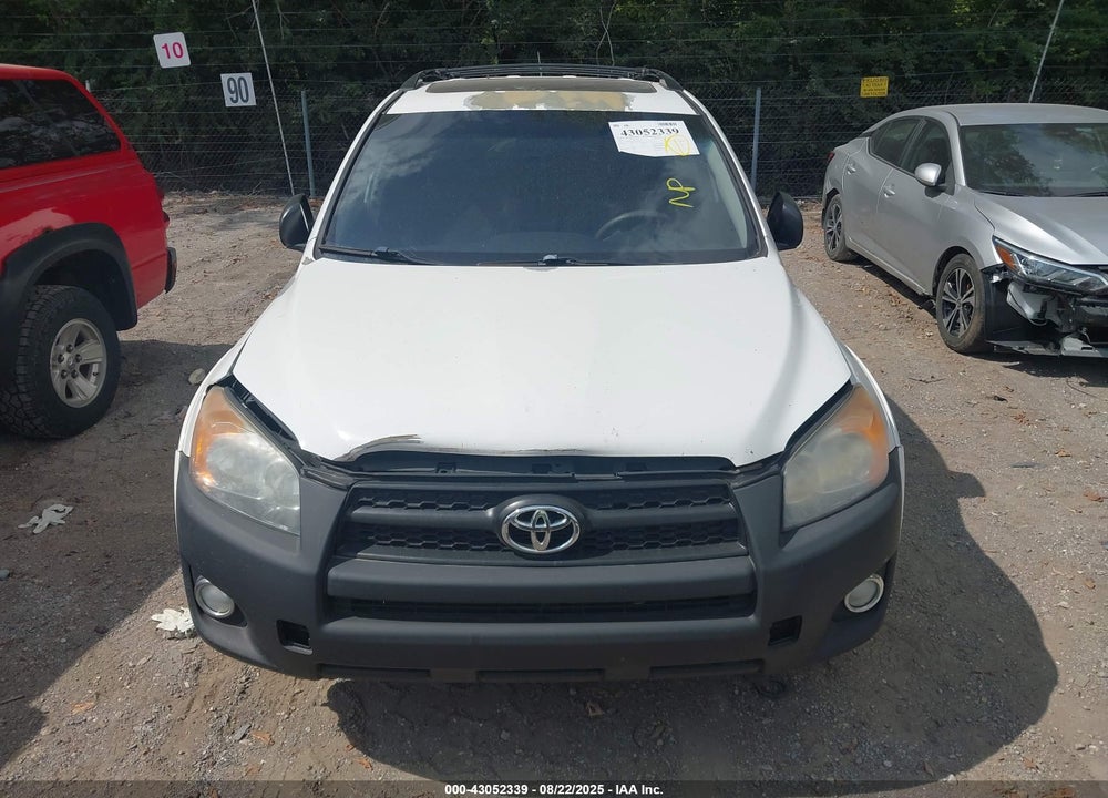 2011 TOYOTA RAV4 VIN: 2T3WF4DVXBW084722
