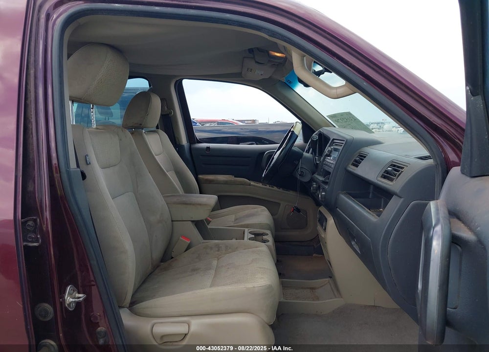 2013 HONDA RIDGELINE VIN: 5FPYK1F24DB009777