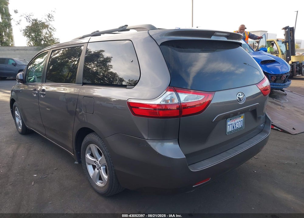 2016 TOYOTA SIENNA LE 8 PASSENGER VIN: 5TDKK3DC2GS731450