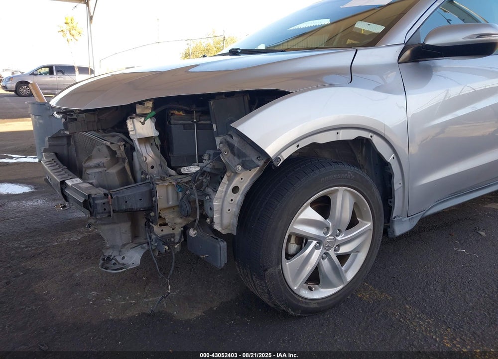 2019 HONDA HR-V VIN: 3CZRU5H59KM716673