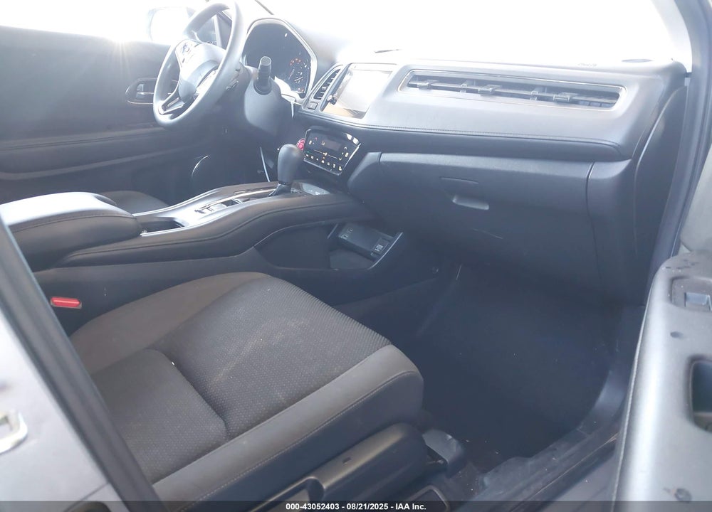 2019 HONDA HR-V VIN: 3CZRU5H59KM716673