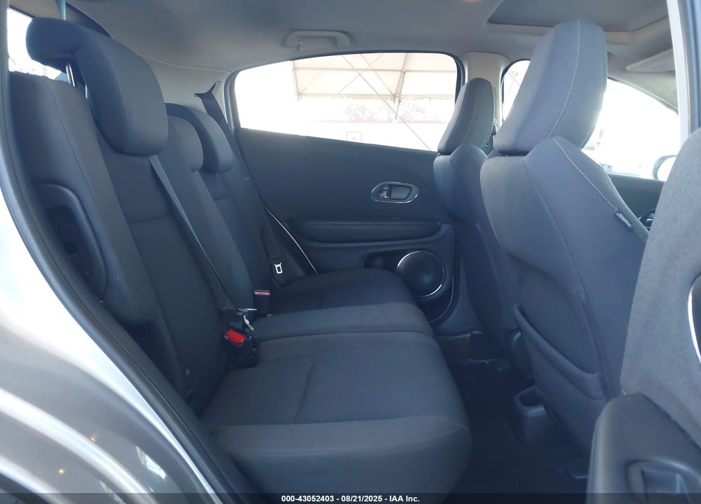 2019 HONDA HR-V VIN: 3CZRU5H59KM716673