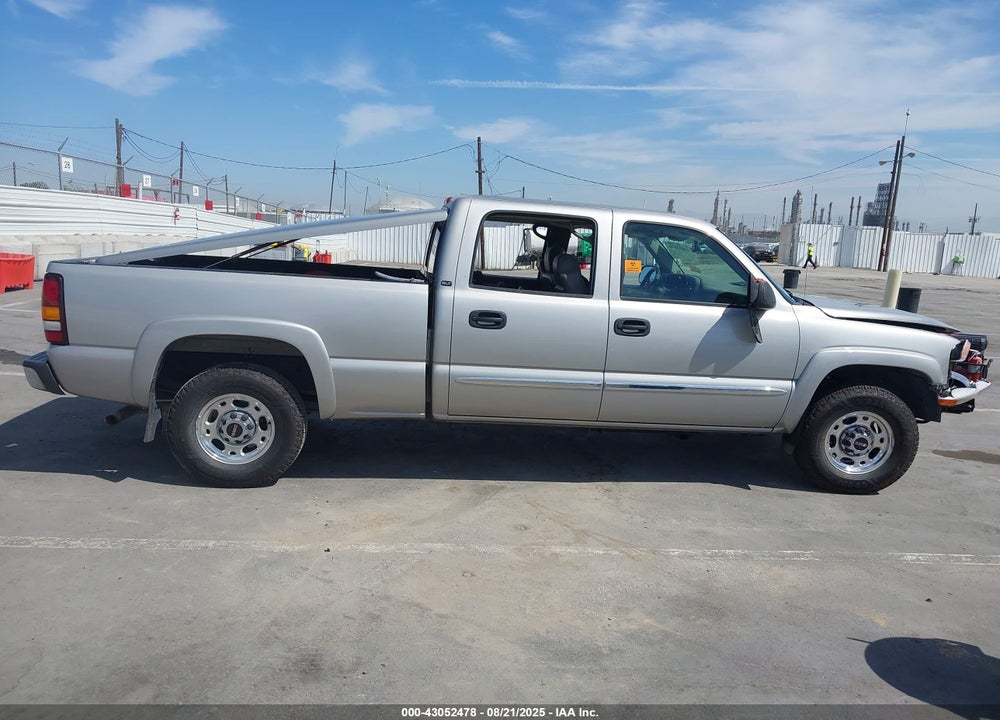 2005 GMC SIERRA 1500HD SLE VIN: 1GTGC13U15F891432