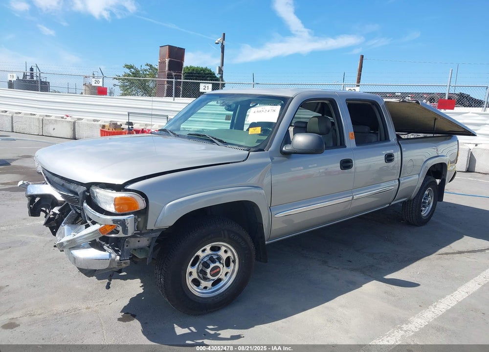 2005 GMC SIERRA 1500HD SLE VIN: 1GTGC13U15F891432