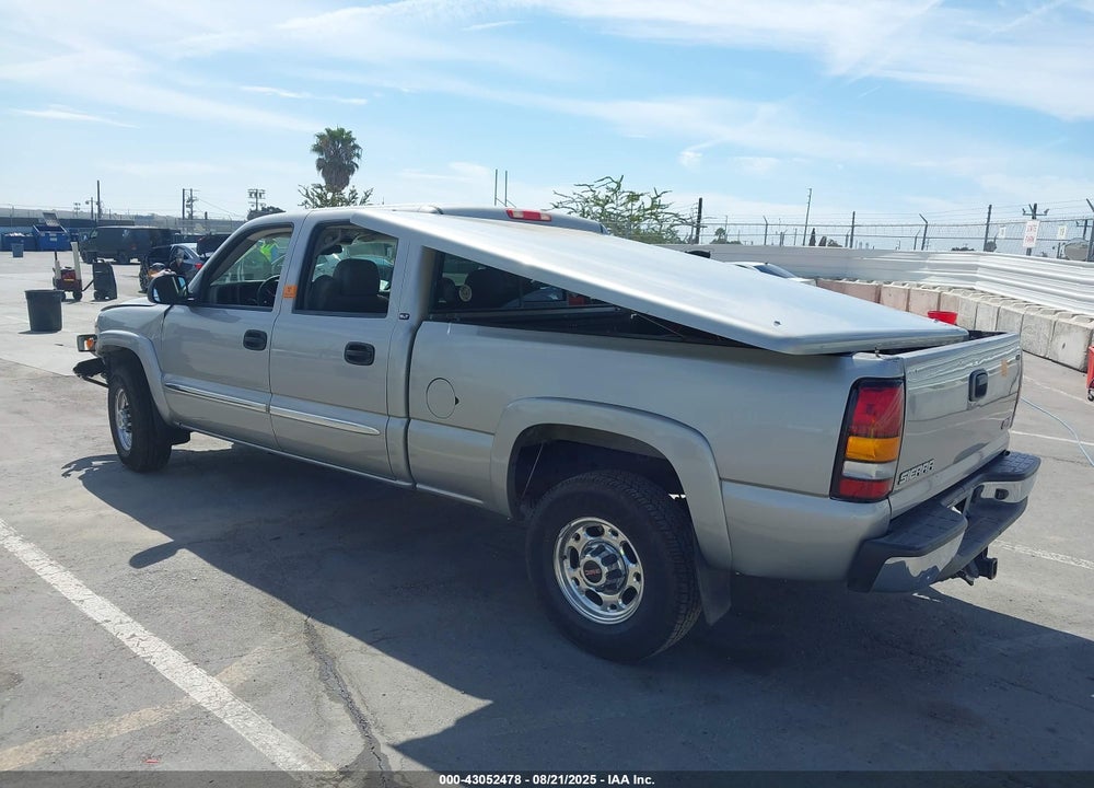2005 GMC SIERRA 1500HD SLE VIN: 1GTGC13U15F891432