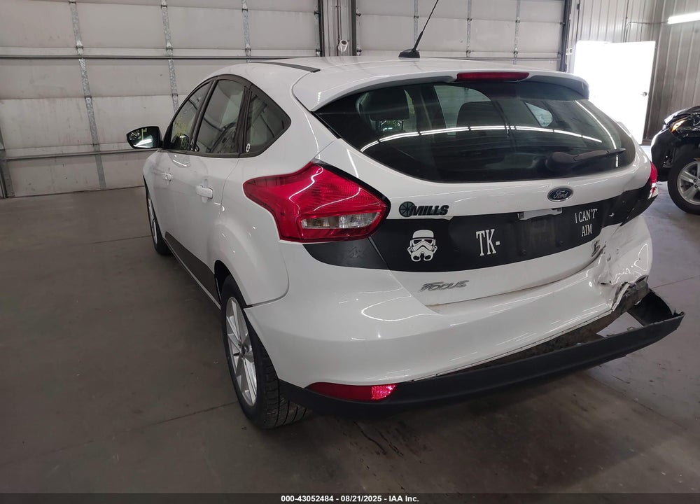 2015 FORD FOCUS VIN: 1FADP3K25FL260226