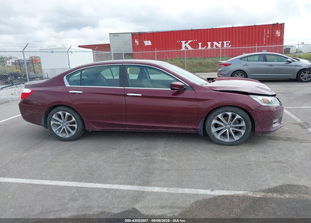 2013 HONDA ACCORD VIN: 1HGCR2F52DA235292
