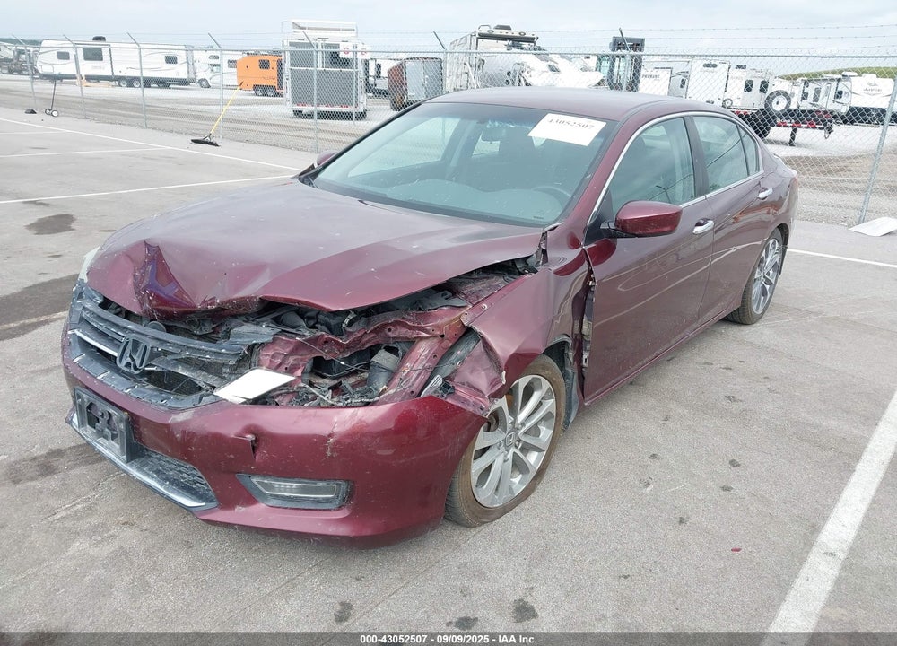 2013 HONDA ACCORD VIN: 1HGCR2F52DA235292