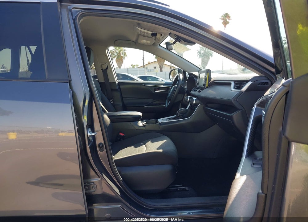 2021 TOYOTA RAV4 VIN: 2T3W1RFV2MC131397