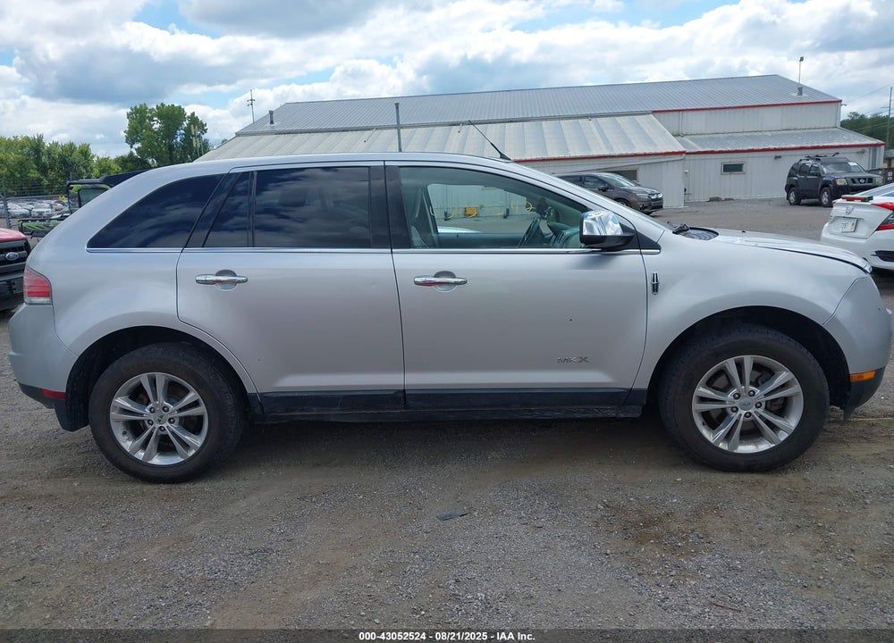 2010 LINCOLN MKX VIN: 2LMDJ8JCXABJ15792