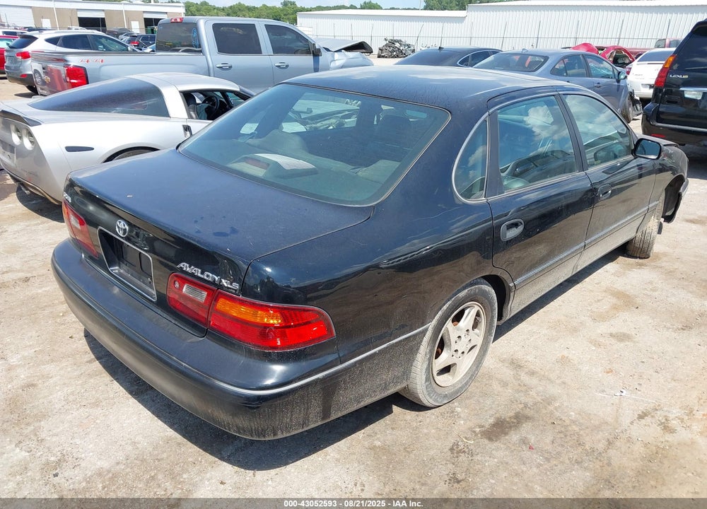 1999 TOYOTA AVALON XLS VIN: 4T1BF18B2XU308952
