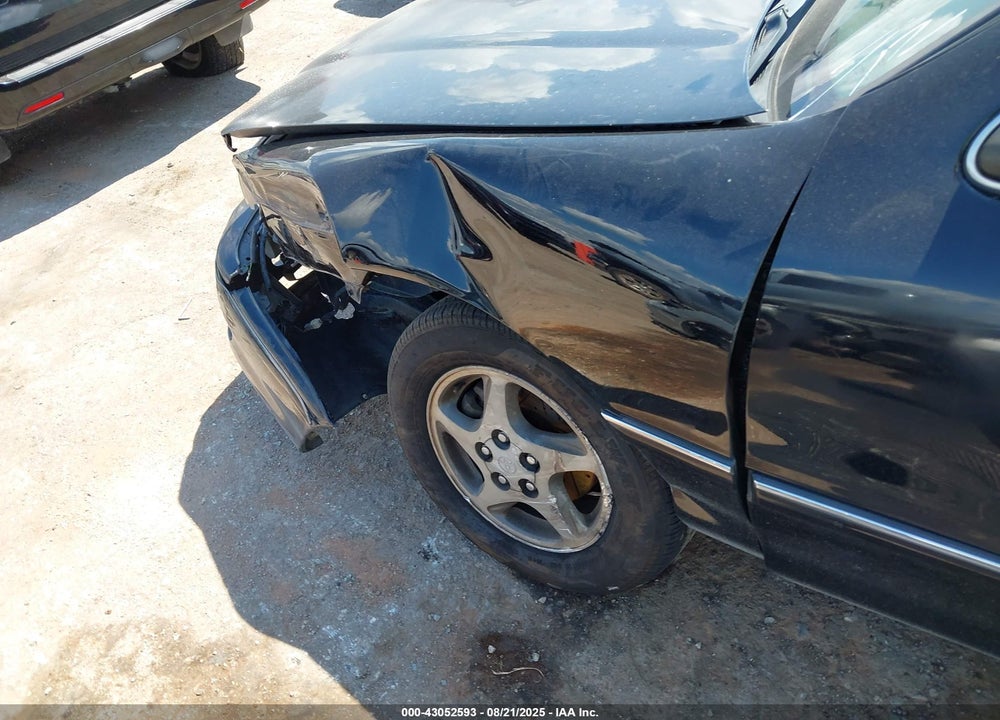 1999 TOYOTA AVALON XLS VIN: 4T1BF18B2XU308952