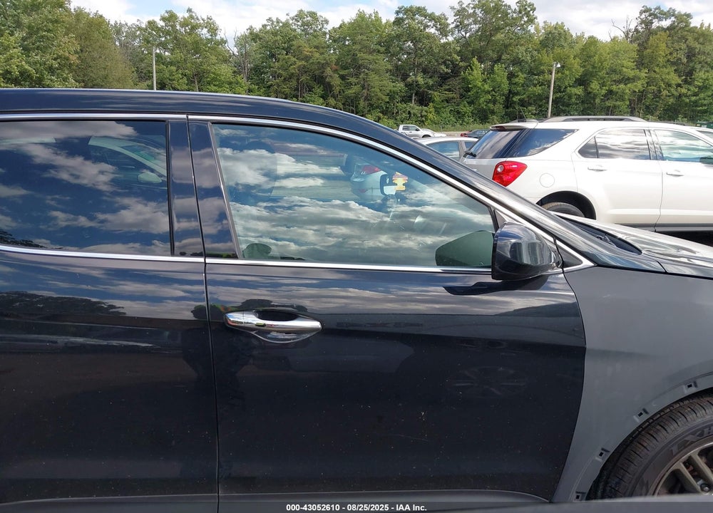 2017 HYUNDAI SANTA FE VIN: 5NMZTDLB5HH010764