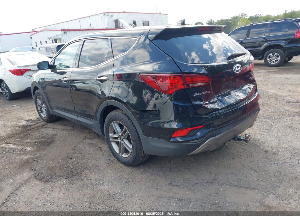 2017 HYUNDAI SANTA FE VIN: 5NMZTDLB5HH010764