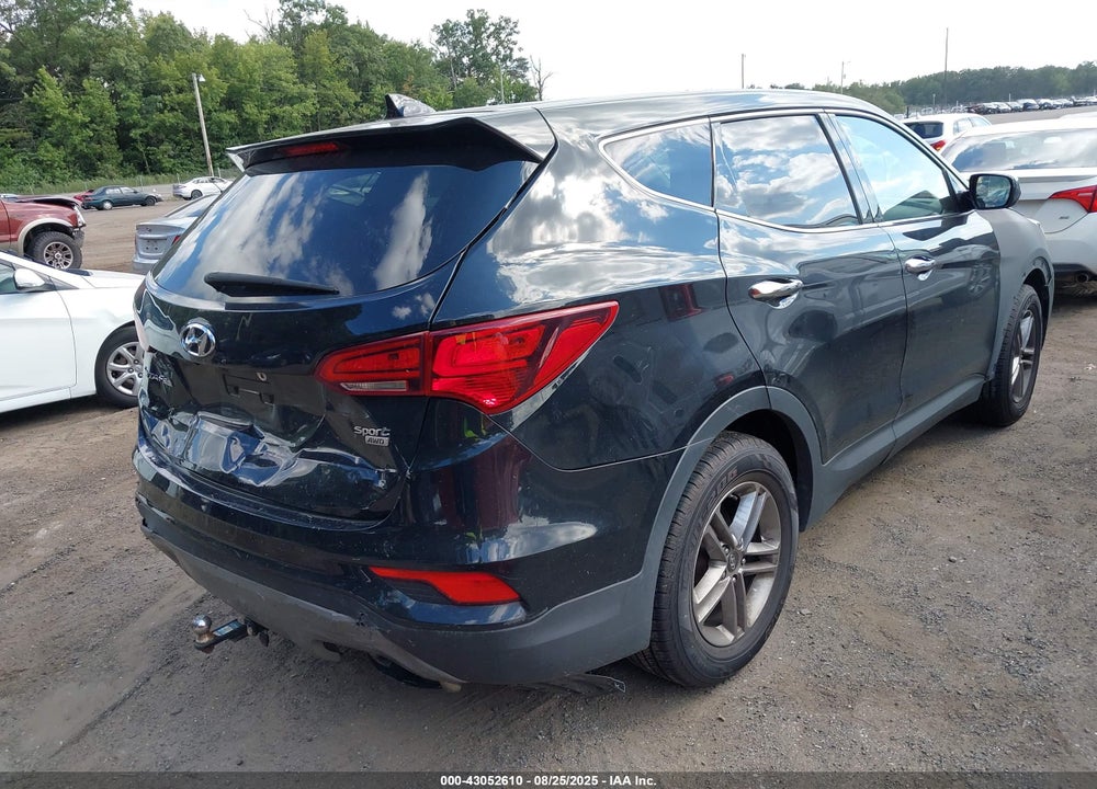 2017 HYUNDAI SANTA FE VIN: 5NMZTDLB5HH010764