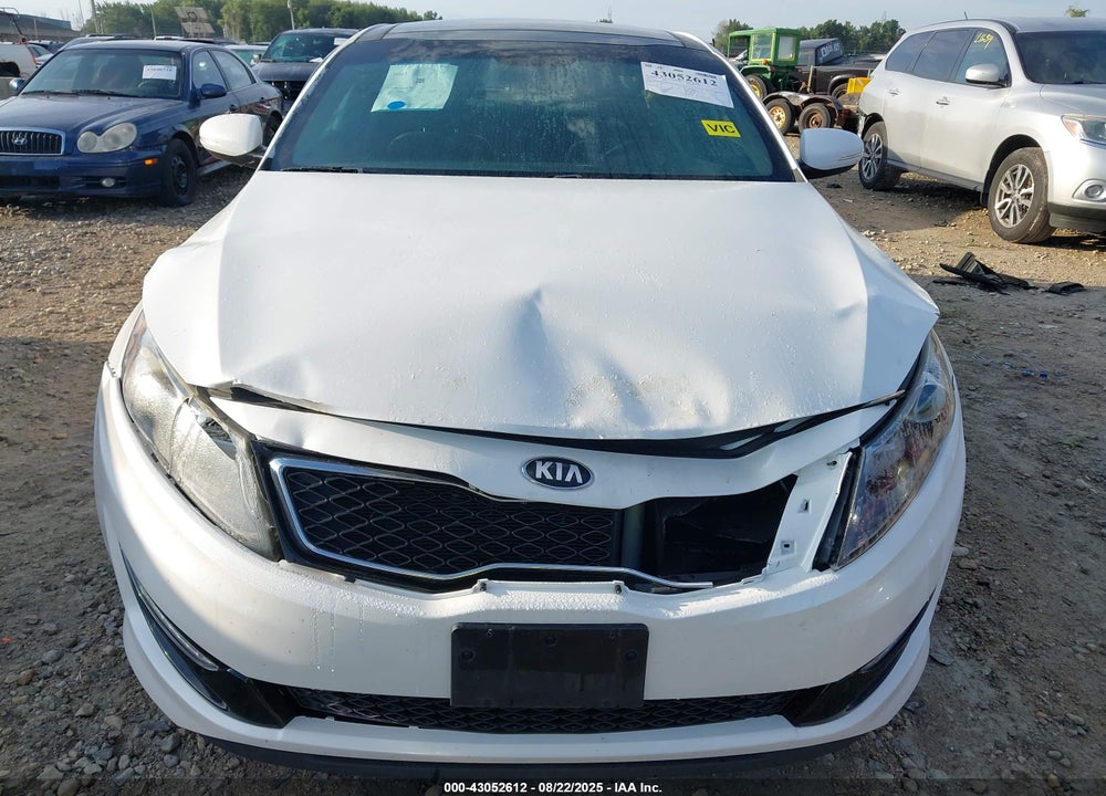 2013 KIA OPTIMA VIN: 5XXGR4A64DG215402