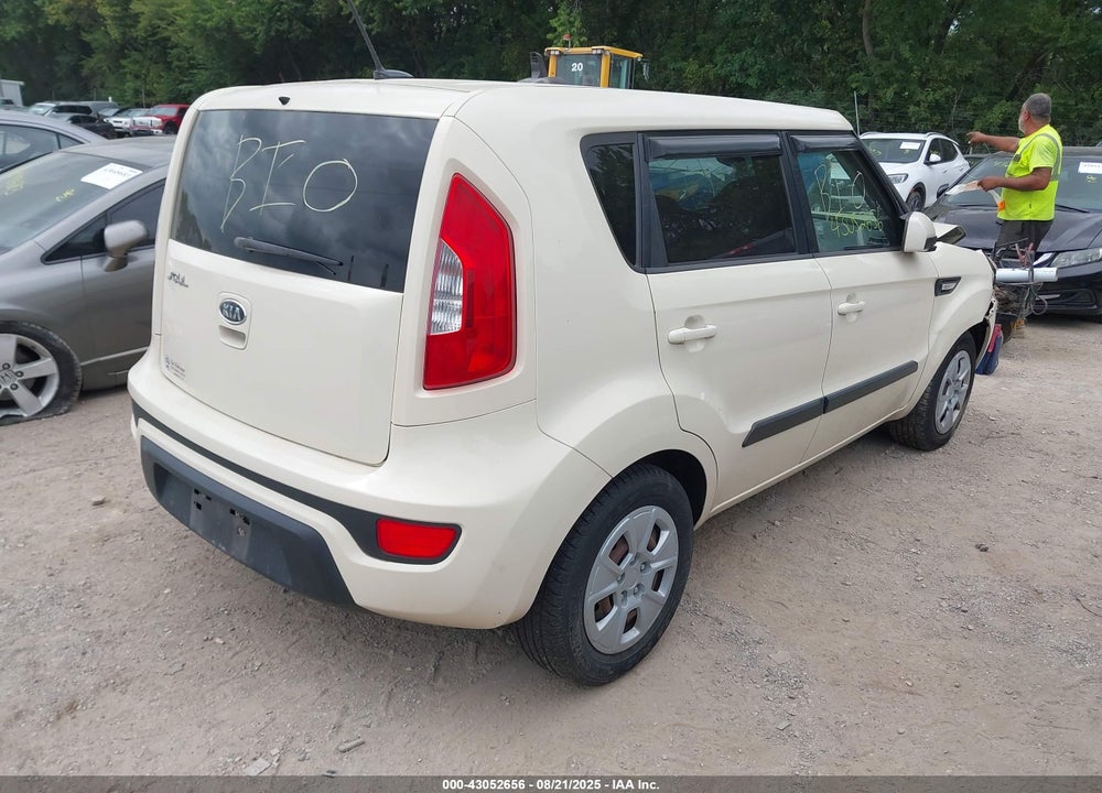 2012 KIA SOUL VIN: KNDJT2A53C7464171