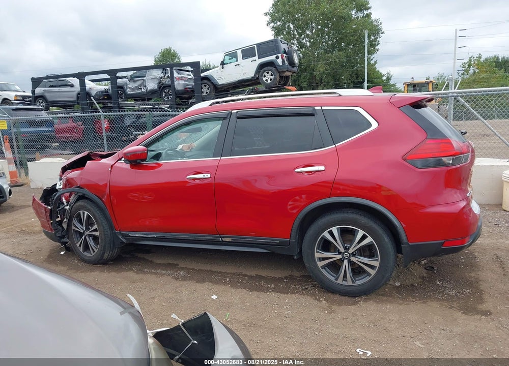 2017 NISSAN ROGUE VIN: JN8AT2MVXHW274588
