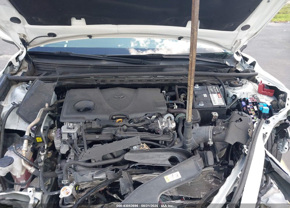 2021 TOYOTA CAMRY VIN: 4T1G11AK2MU572053