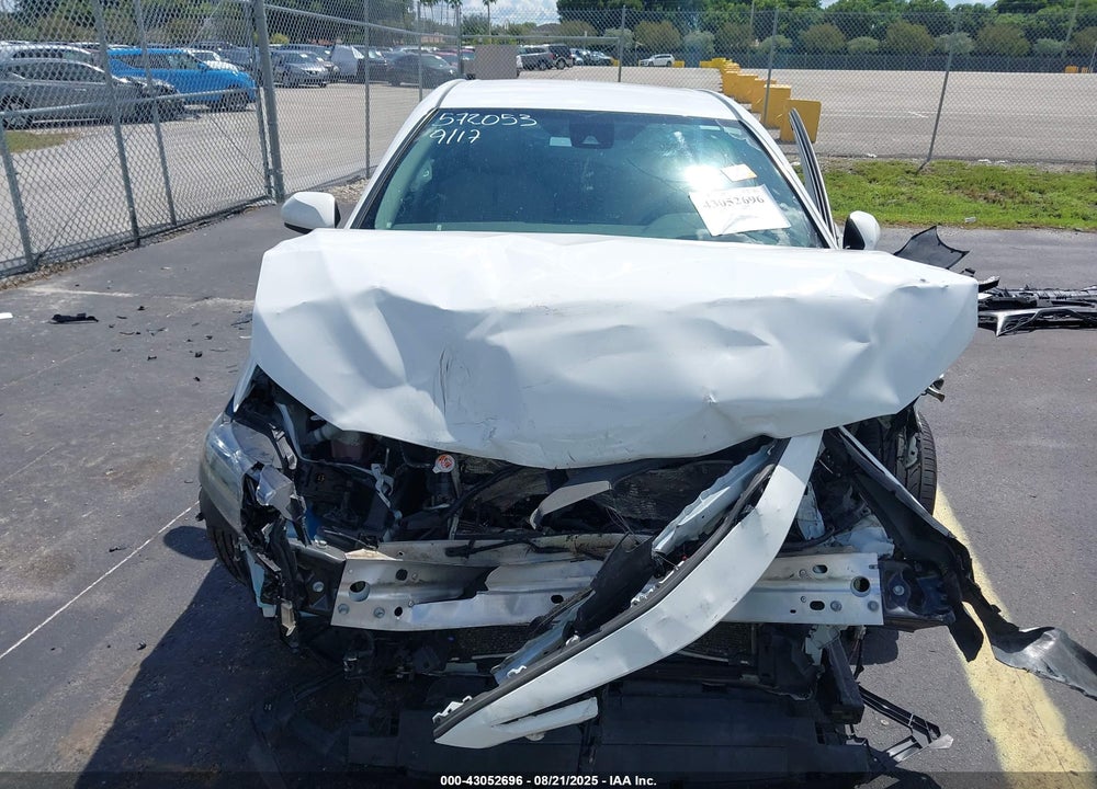 2021 TOYOTA CAMRY VIN: 4T1G11AK2MU572053