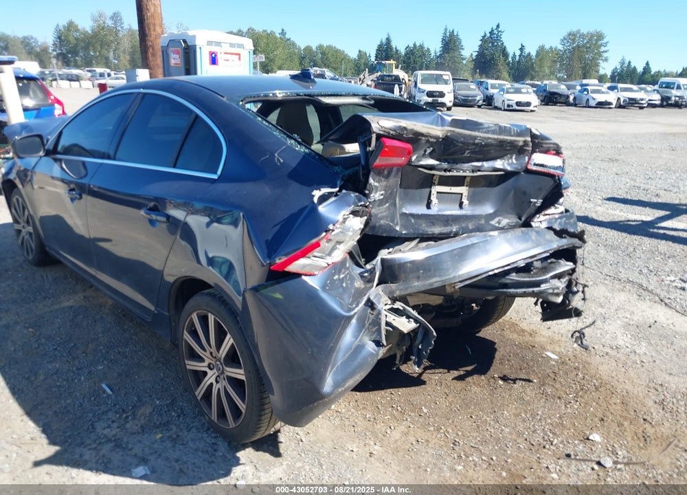 2015 VOLVO S60 VIN: YV126MFB5F1299795