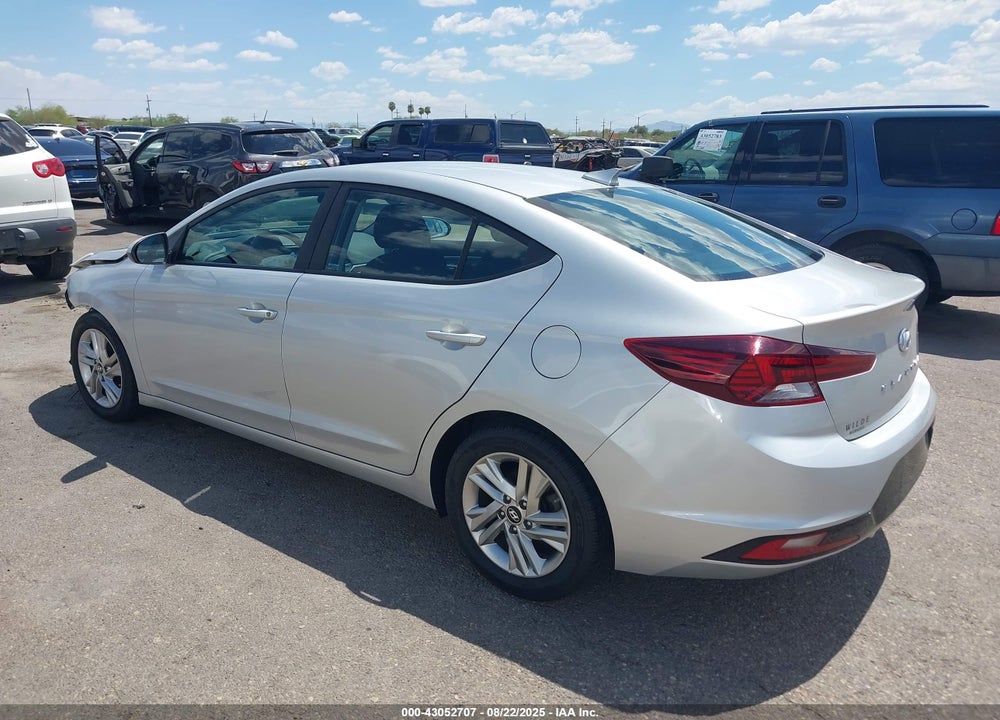 2019 HYUNDAI ELANTRA VIN: 5NPD84LF8KH428180