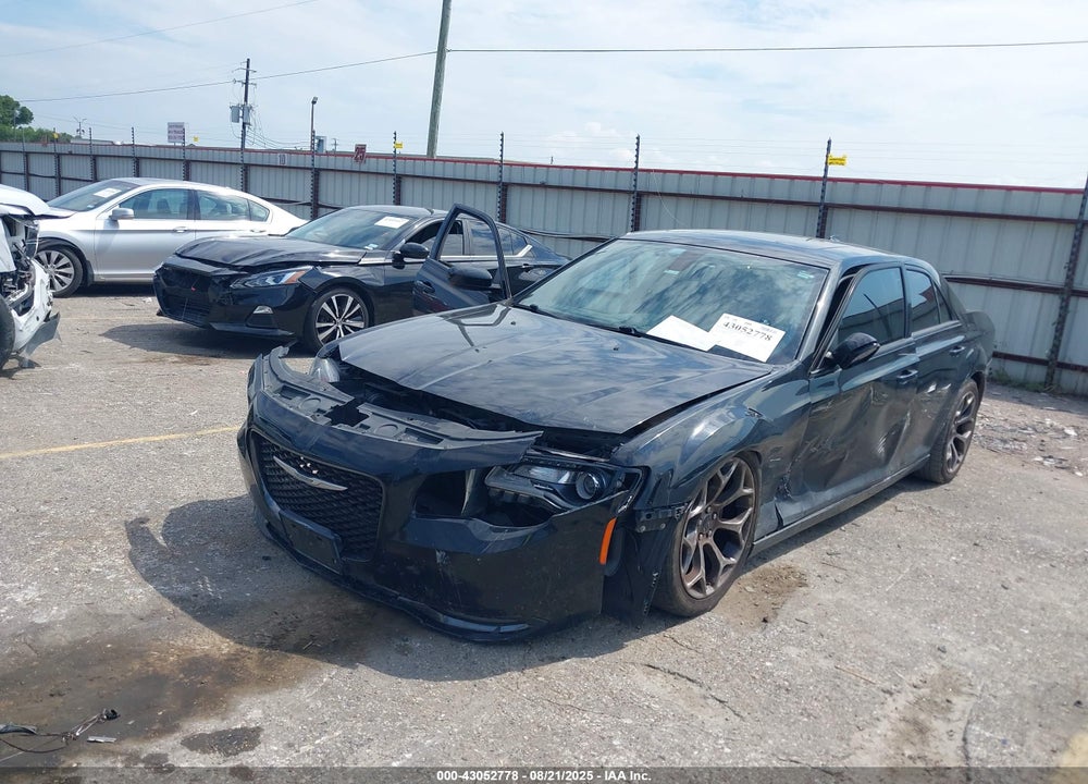 2015 CHRYSLER 300 VIN: 2C3CCABG2FH756362