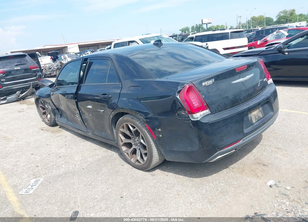 2015 CHRYSLER 300 VIN: 2C3CCABG2FH756362