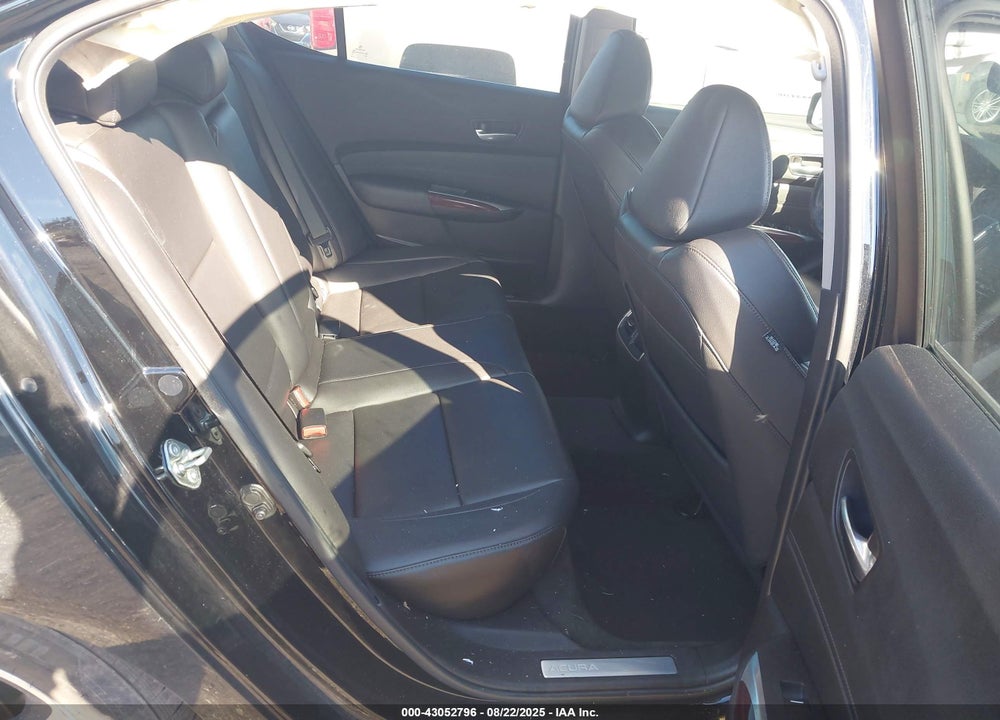 2017 ACURA TLX VIN: 19UUB1F31HA010417