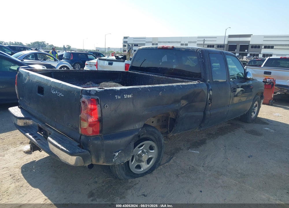 2001 CHEVROLET SILVERADO 1500 LS VIN: 2GCEC19V811291614