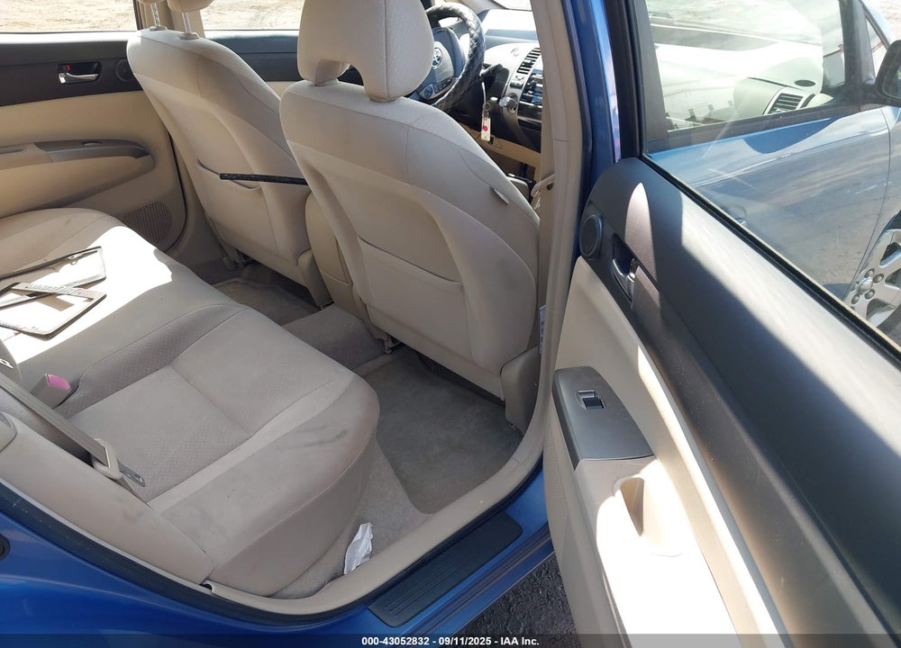 2005 TOYOTA PRIUS VIN: JTDKB20U157048395