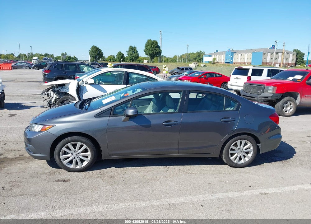 2012 HONDA CIVIC VIN: 19XFB2F9XCE013923