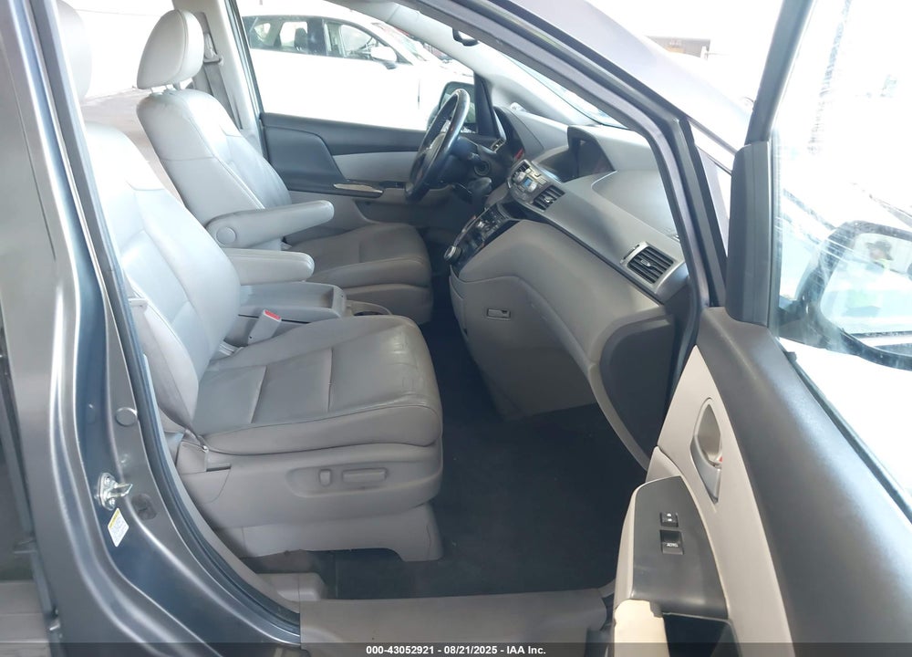 2013 HONDA ODYSSEY VIN: 5FNRL5H62DB036753