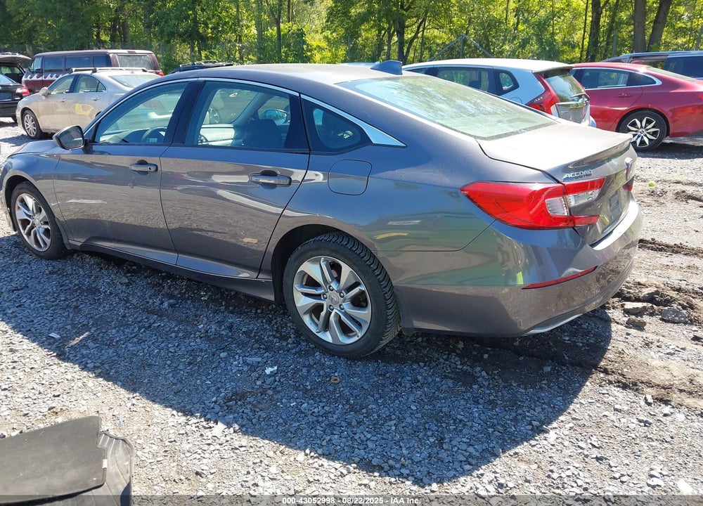2018 HONDA ACCORD VIN: 1HGCV1F10JA066615
