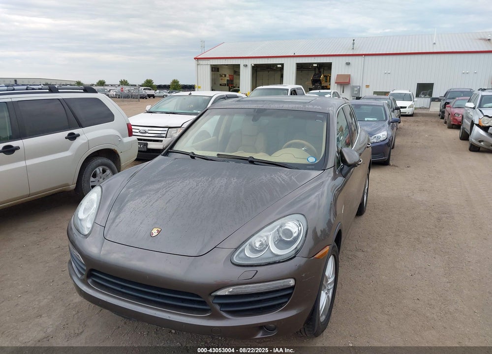 2011 PORSCHE CAYENNE VIN: WP1AE2A20BLA91630