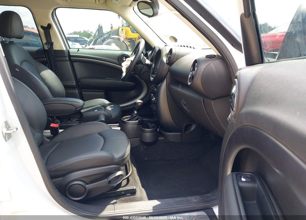 2013 MINI COUNTRYMAN VIN: WMWZC3C57DWP23819