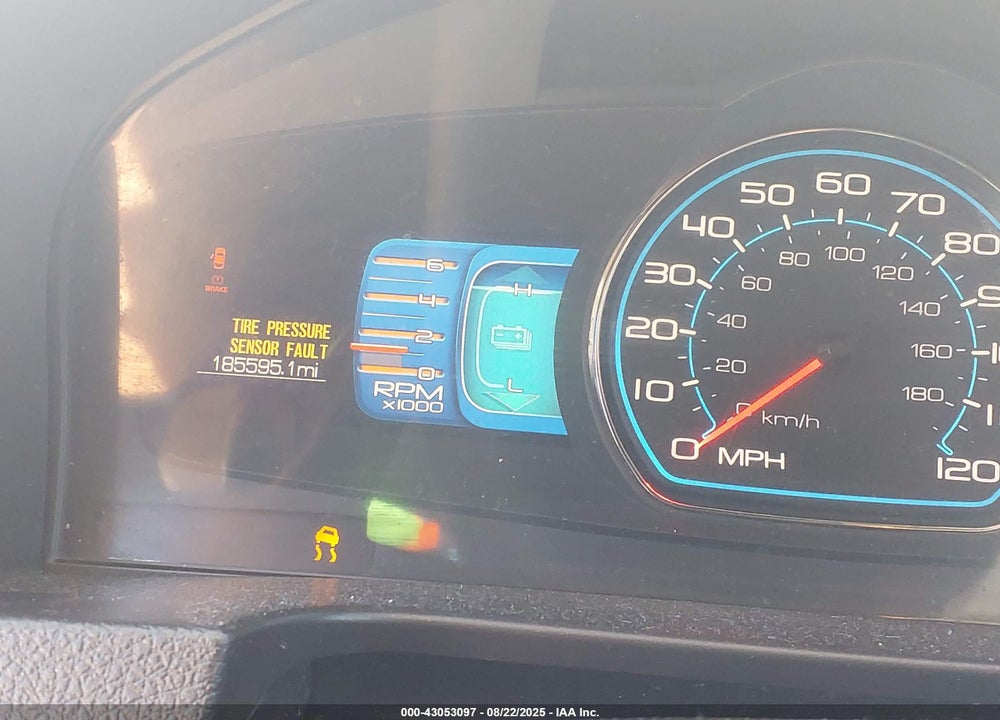 2011 FORD FUSION HYBRID VIN: 3FADP0L31BR113211