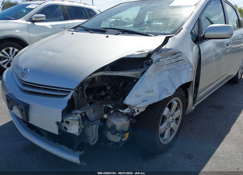 2005 TOYOTA PRIUS VIN: JTDKB20U153020376