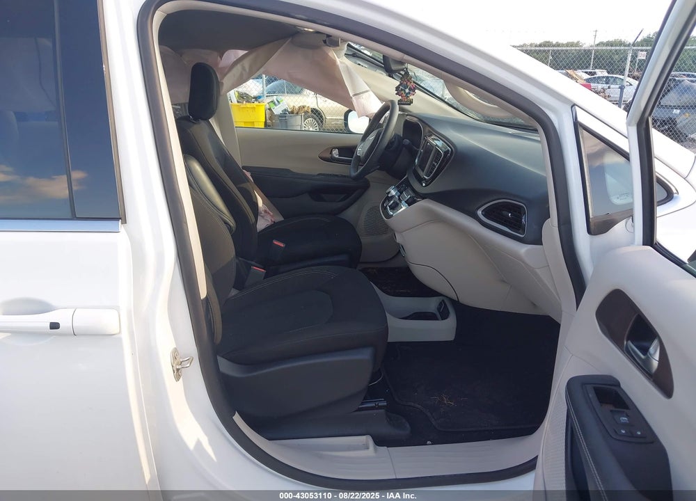 2024 CHRYSLER VOYAGER LX VIN: 2C4RC1CG1RR105744